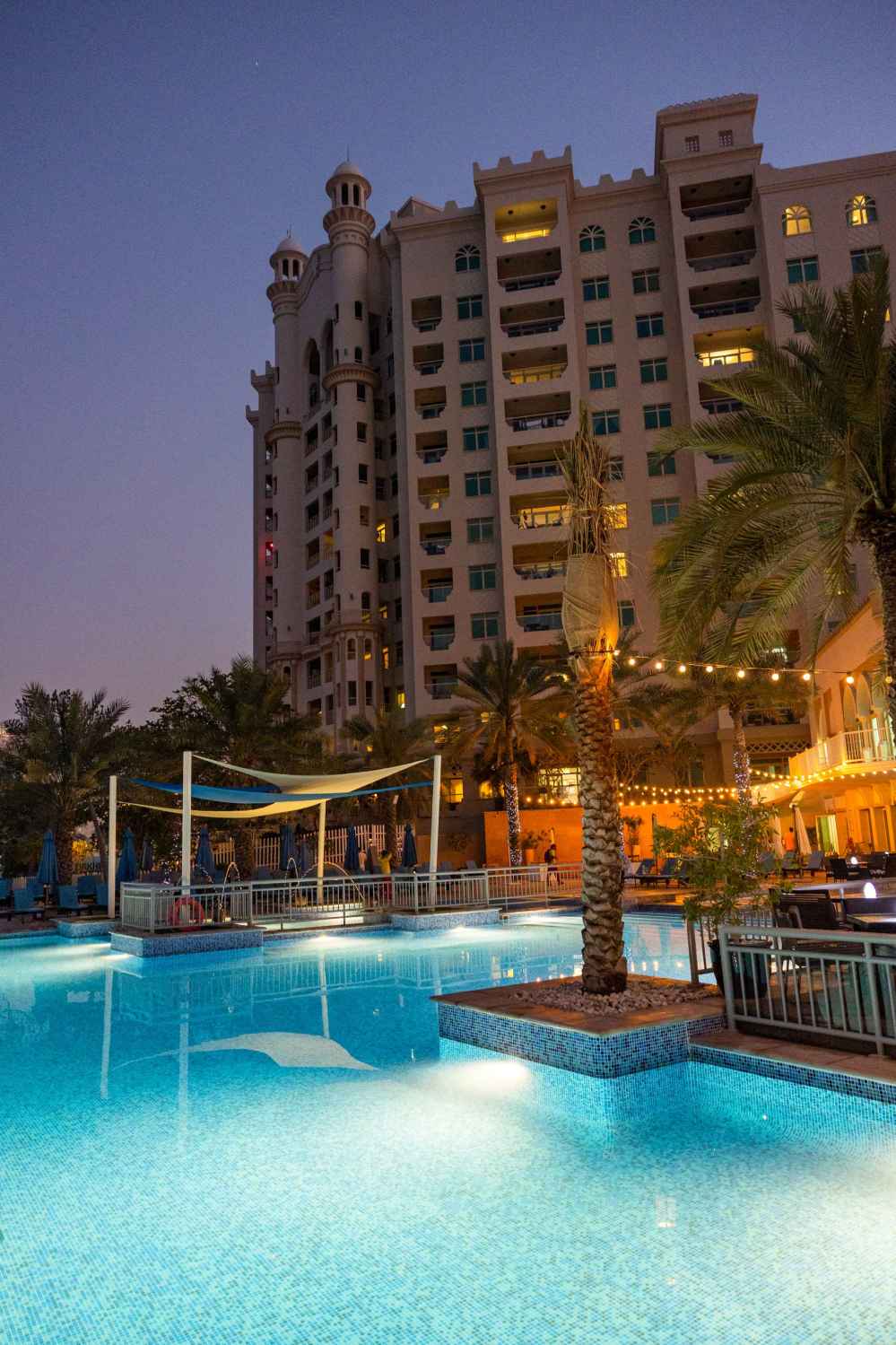 Riva Beach Club Turns Fridays into a Community BBQ&nbsp;Night